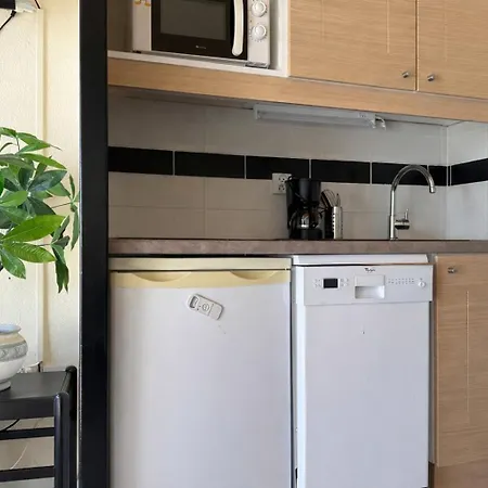 Renove Avec Terrasse - 4 Personnes *